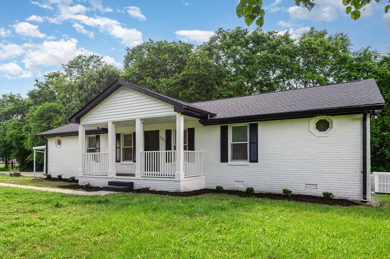 301 Oak Point Ter, Mount Juliet, TN 37122