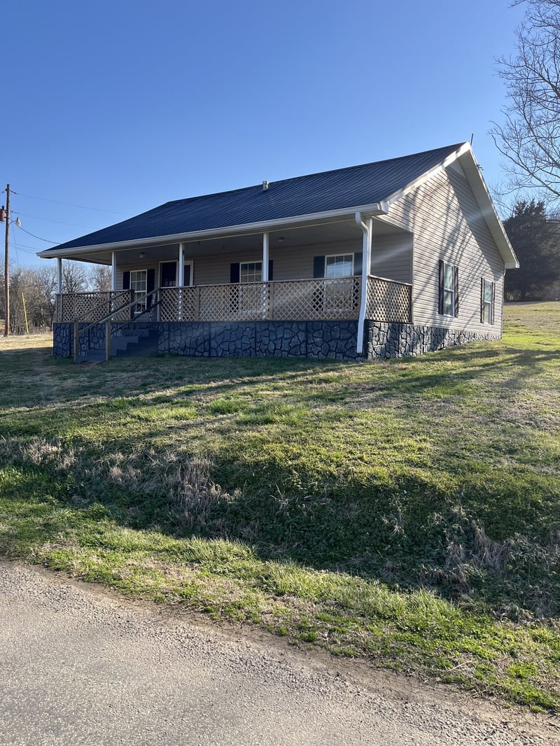 98 Ballenger Rd, Carthage, TN 37030