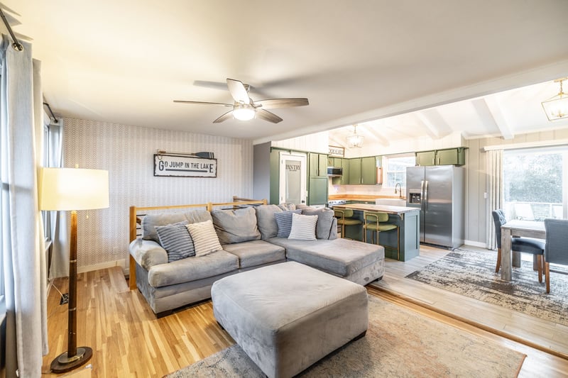 107 Lynn Dr, Hendersonville, TN 37075