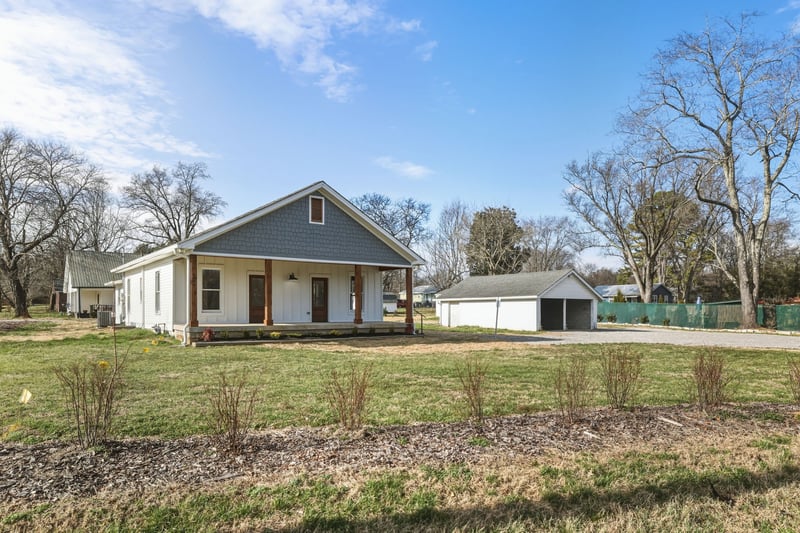 6604 2nd St, College Grove, TN 37046