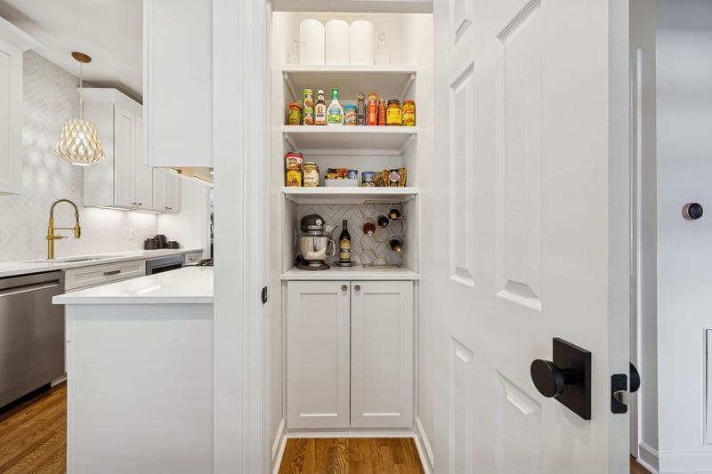 106 Forest Place Cir, Nashville, TN 37215