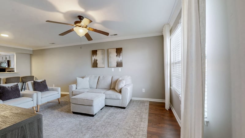 142 Cobblestone Place Dr, Goodlettsville, TN 37072