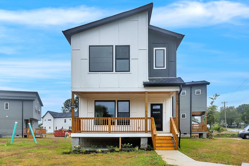 193 Paragon Mills Rd, Nashville, TN 37211