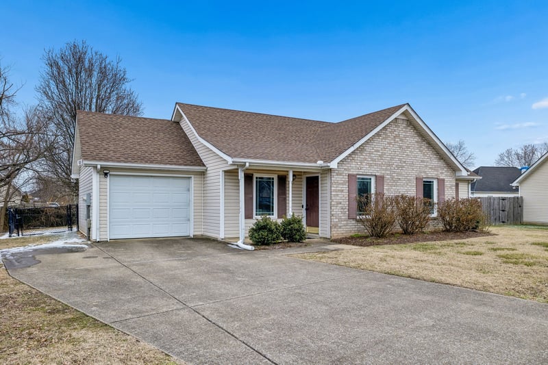 2514 Moore Way, La Vergne, TN 37086