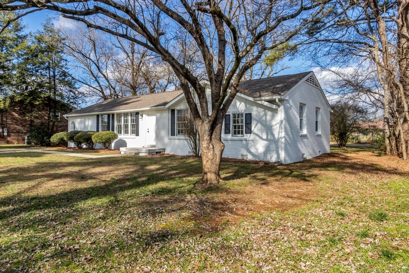 1507 Bartway Dr, Murfreesboro, TN 37130