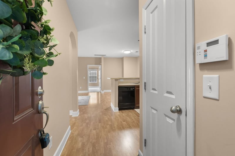 8045 Bienville Dr #5, Nashville, TN 37211