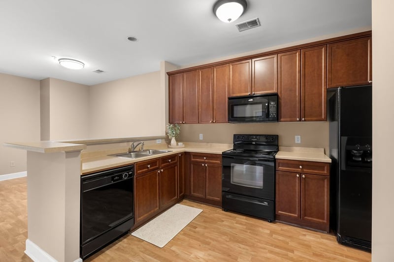 8045 Bienville Dr #5, Nashville, TN 37211