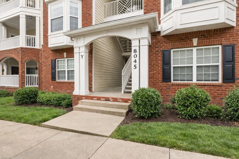 8045 Bienville Dr #5, Nashville, TN 37211