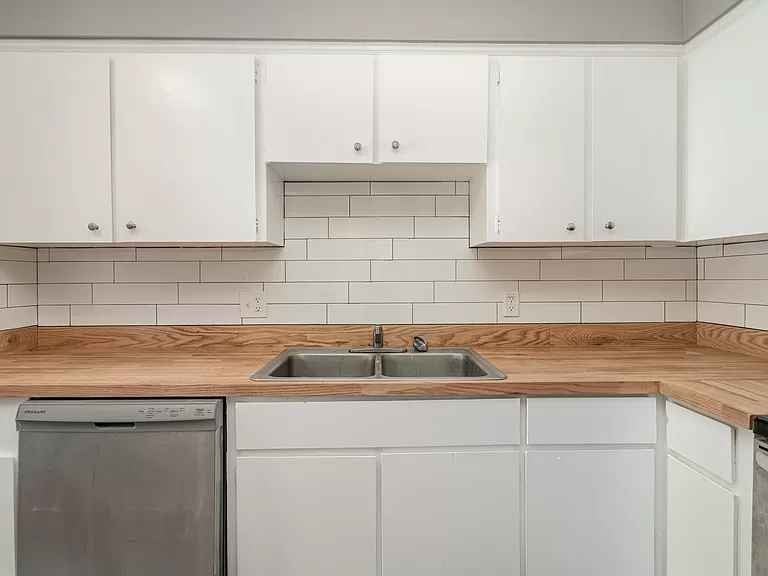 323 Forest Park Rd #5-6, Madison, TN 37115