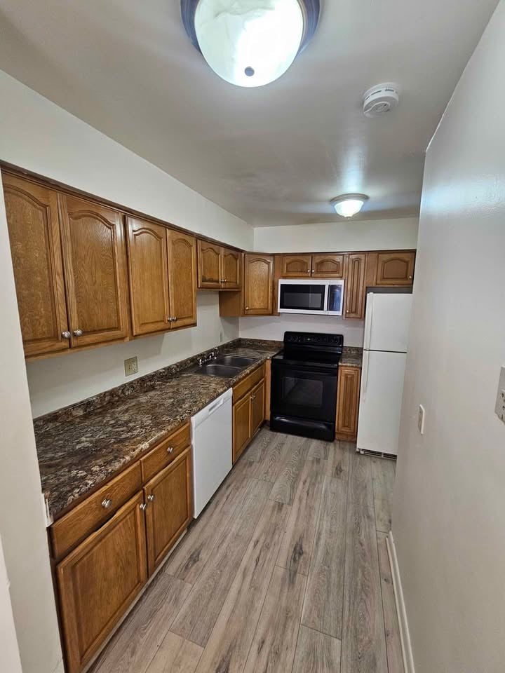 323 Forest Park Rd #5-12, Madison, TN 37115