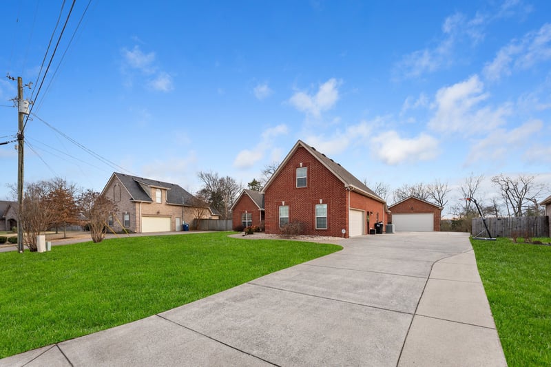 1009 Spring Creek Dr, Murfreesboro, TN 37129