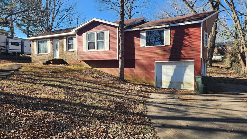 312 Bluebird Ln, Dickson, TN 37055