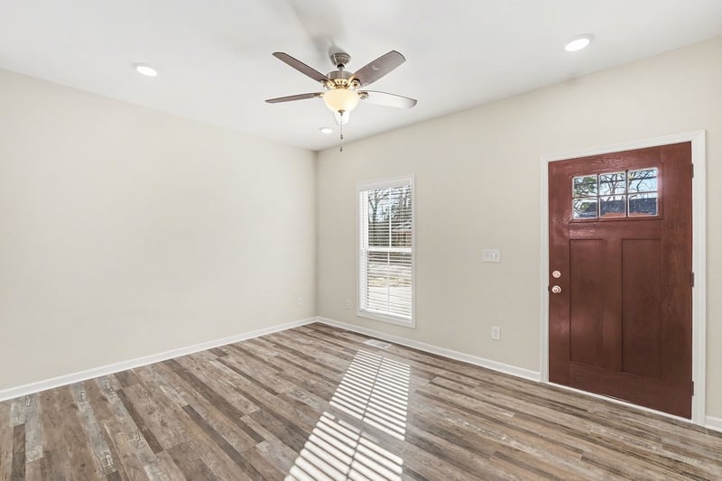 503 E 8th St, Columbia, TN 38401