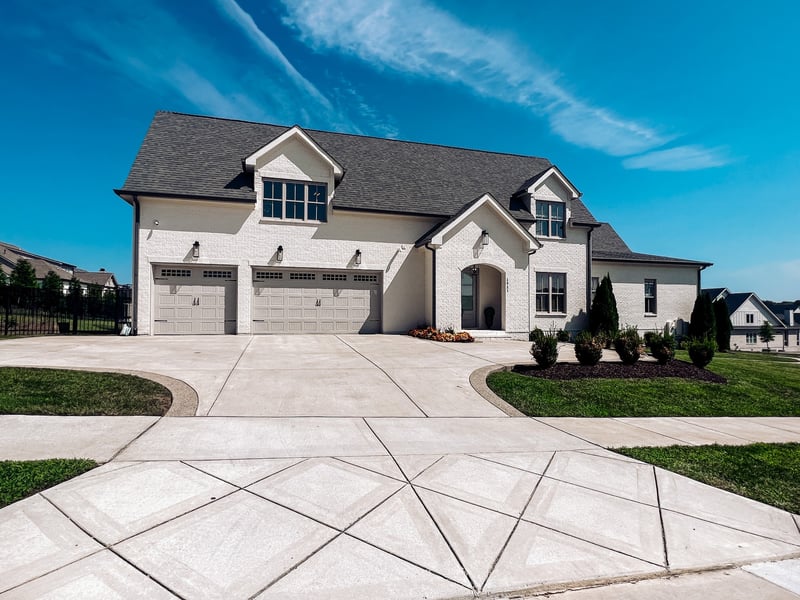 1911 Parade Dr, Brentwood, TN 37027