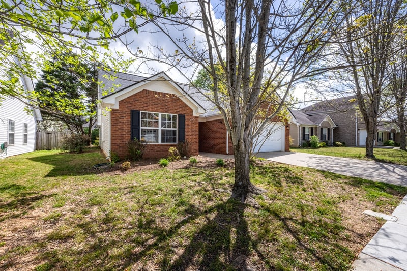 840 Kanatak Ln, Murfreesboro, TN 37128