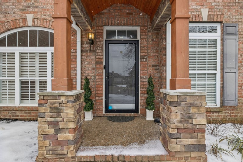 4833 Rainer Dr, Old Hickory, TN 37138