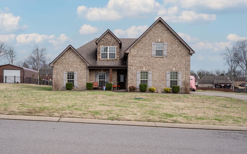1130 Spring Creek Dr, Murfreesboro, TN 37129
