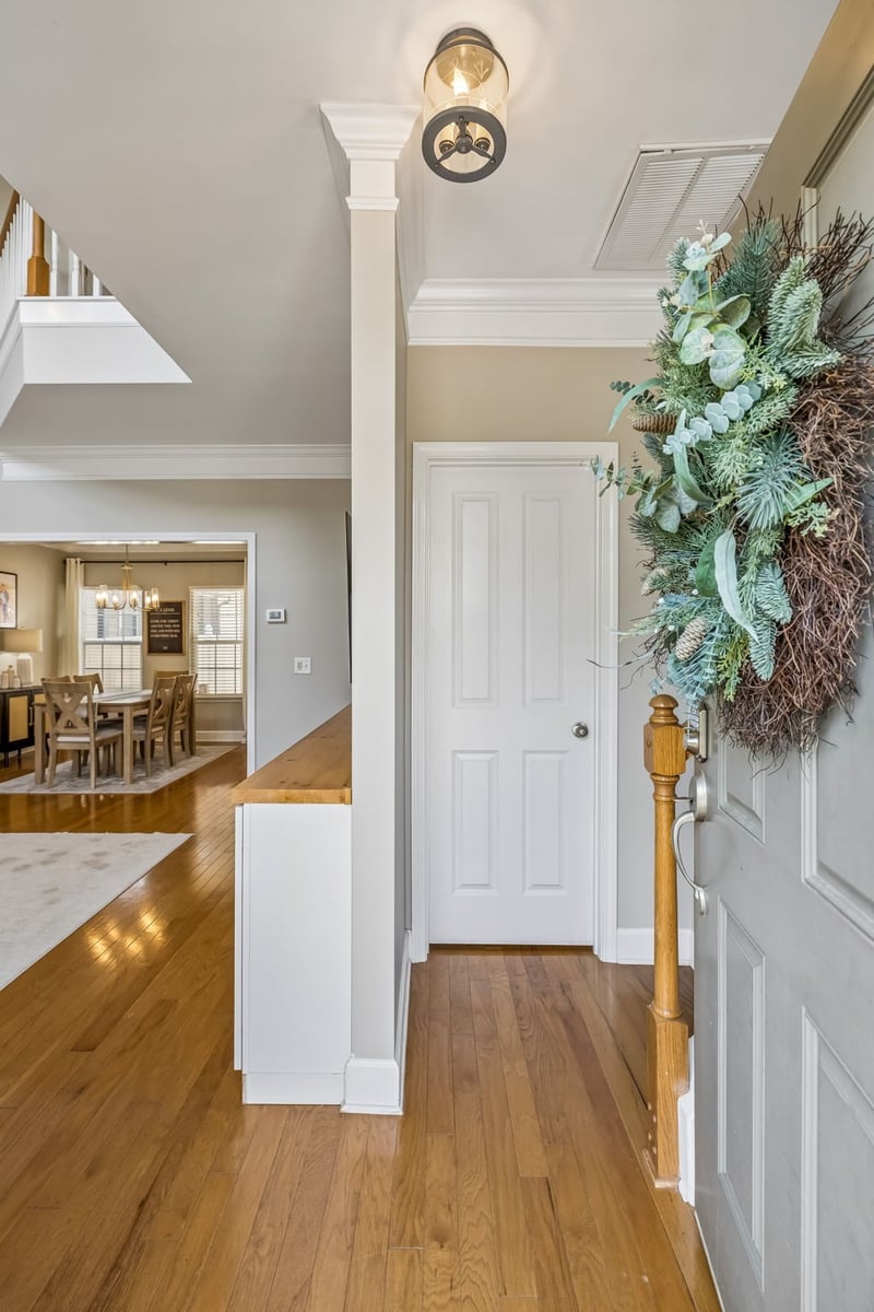 7053 Sunnywood Dr, Nashville, TN 37211