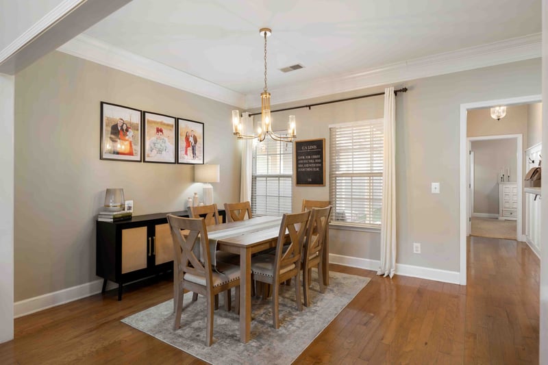 7053 Sunnywood Dr, Nashville, TN 37211