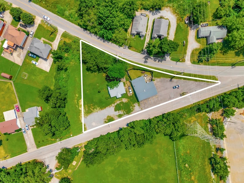 2700 Tucker Rd, Nashville, TN 37218