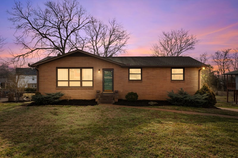 6411 Ranchero Dr, Nashville, TN 37209