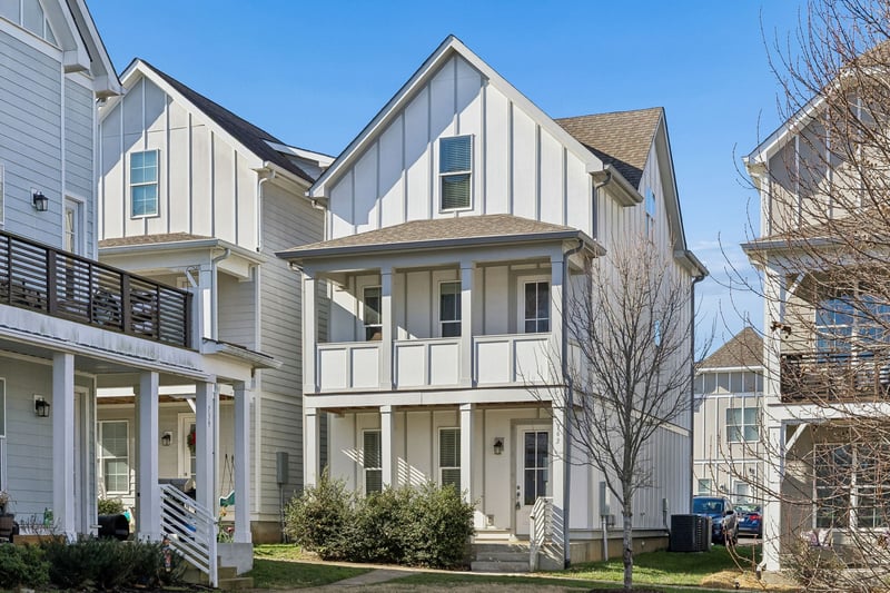 743 Cottage Park Dr, Nashville, TN 37207