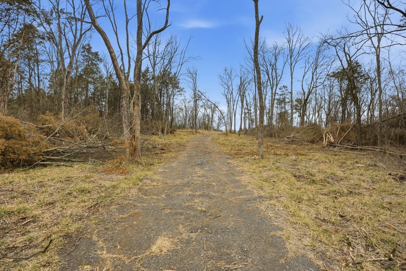 Shirley Rd, Smyrna, TN 37167