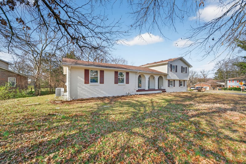 2909 Moss Spring Dr, Antioch, TN 37013