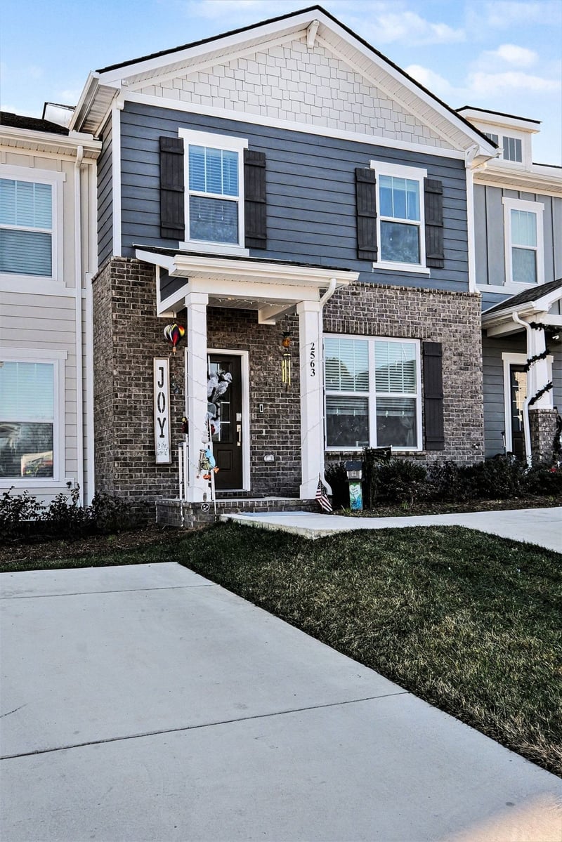 2563 Drumwright Way, Columbia, TN 38401