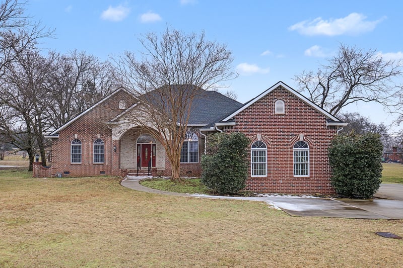 2010 Clintondale Dr, Nashville, TN 37218