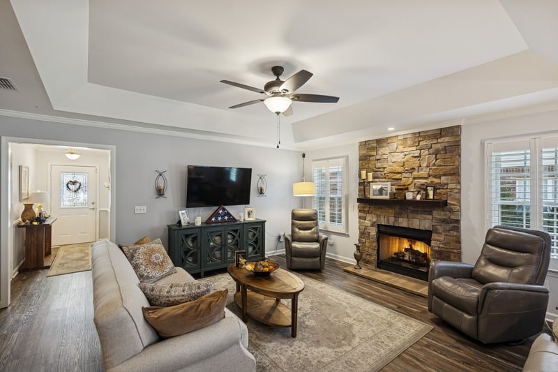 520 Forest Glen Cir, Murfreesboro, TN 37128