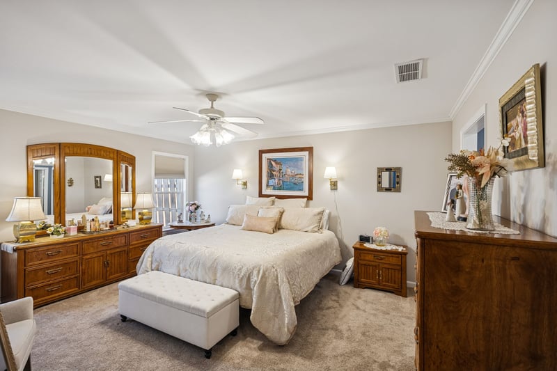 520 Forest Glen Cir, Murfreesboro, TN 37128