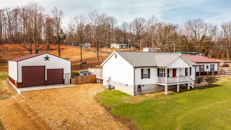 15 Raccoon Rd, Westmoreland, TN 37186