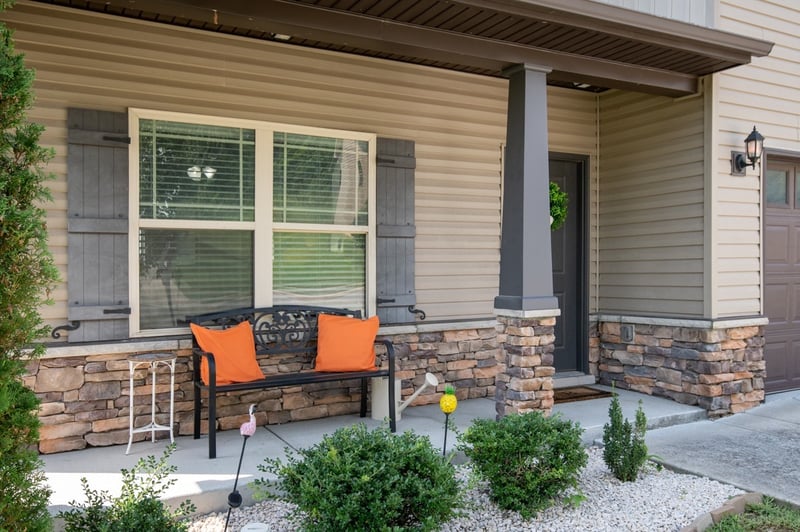 1304 Busiris Dr, Hermitage, TN 37076