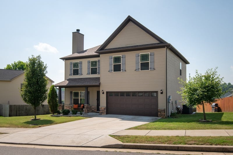 1304 Busiris Dr, Hermitage, TN 37076