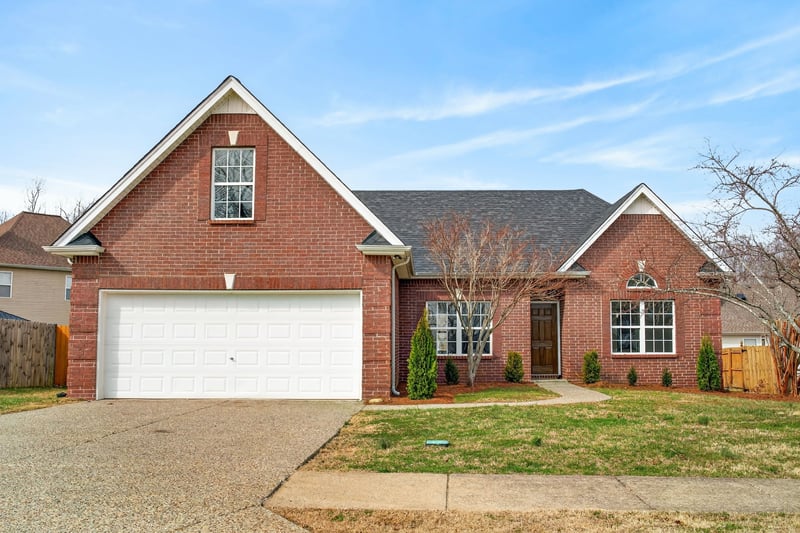 403 Foster Dr, White House, TN 37188