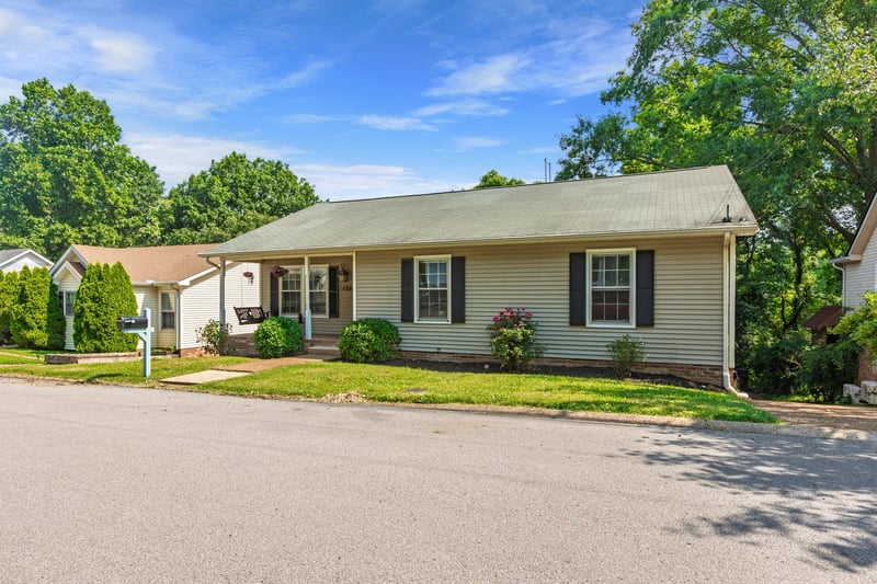 5436 Village Way, Nashville, TN 37211