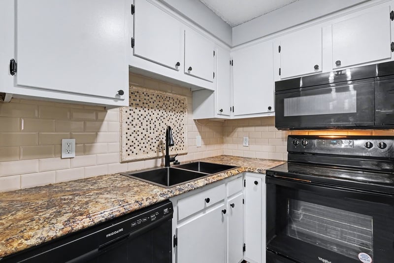 500 Paragon Mills Rd #N13, Nashville, TN 37211