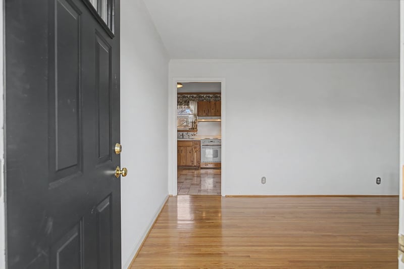 492 Sunliner Dr, Nashville, TN 37209