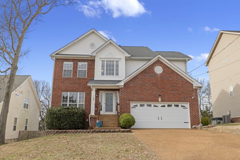 160 W Harbor, Hendersonville, TN 37075