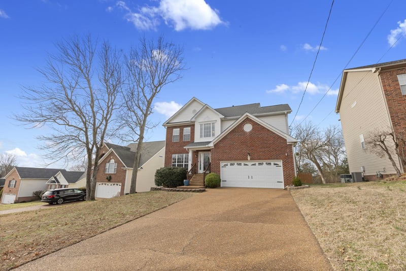 160 W Harbor, Hendersonville, TN 37075
