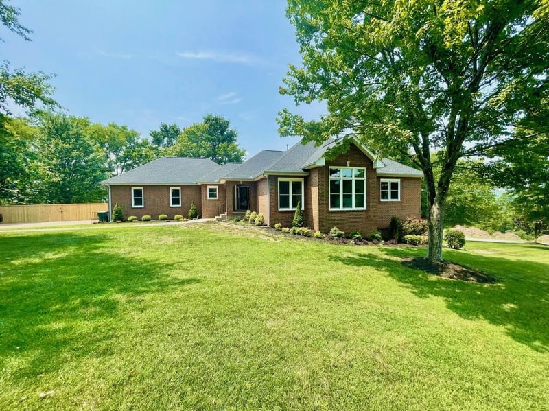467 Jones Ln, Hendersonville, TN 37075