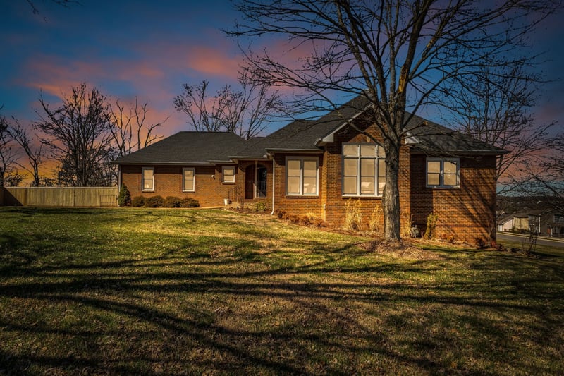 467 Jones Ln, Hendersonville, TN 37075