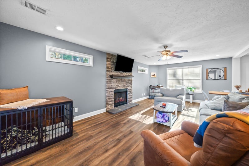 552 Louise Creek Rd, Cumberland Furnace, TN 37051