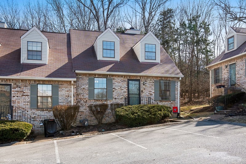 333 Deerpoint Dr, Hendersonville, TN 37075