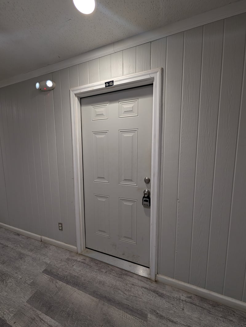 441 Harding Pl #B2, Nashville, TN 37211