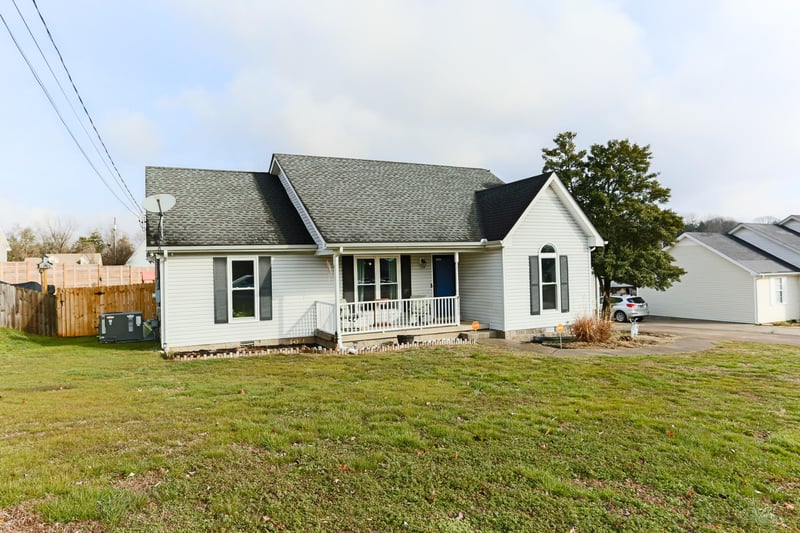 1111 Gardendale Dr, Murfreesboro, TN 37130