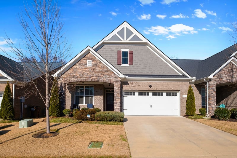 806 Sunset View Dr, Hermitage, TN 37076