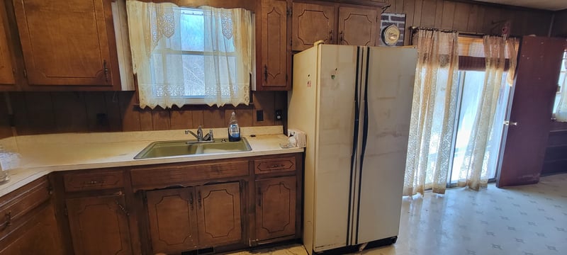 1150 Claylick Rd, White Bluff, TN 37187