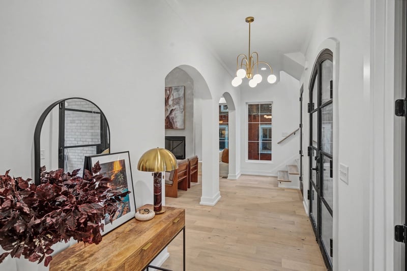 1109 N 2nd St, Nashville, TN 37207